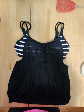 next Black & White Stripe Tankini Swim Top Women's 34B/C